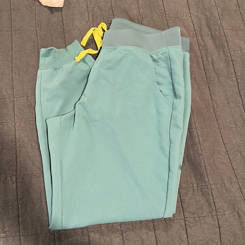 Cactus figs Zamora jogger